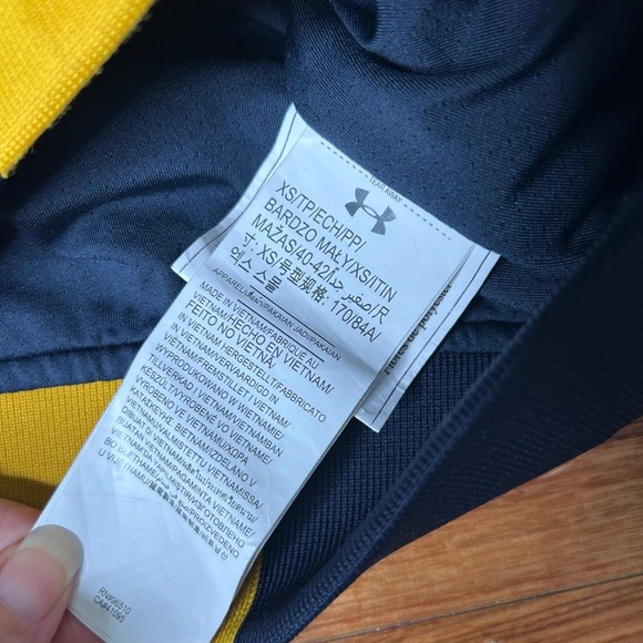 Under Armour UAS Navy Blue & Yellow Bomber Jacket Full Zip Lightweight Sporty - Picture 4 of 11